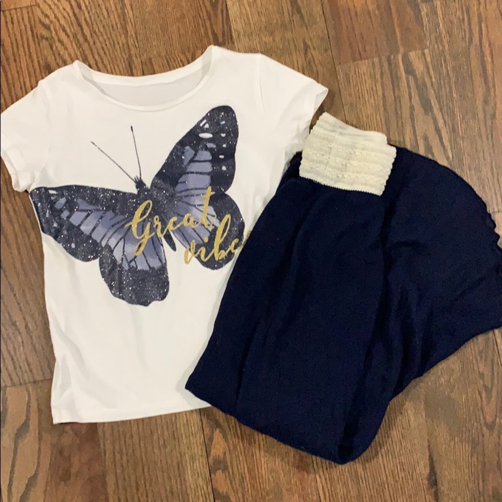 Graphic T-shirt and Hi-Lo skirt combo